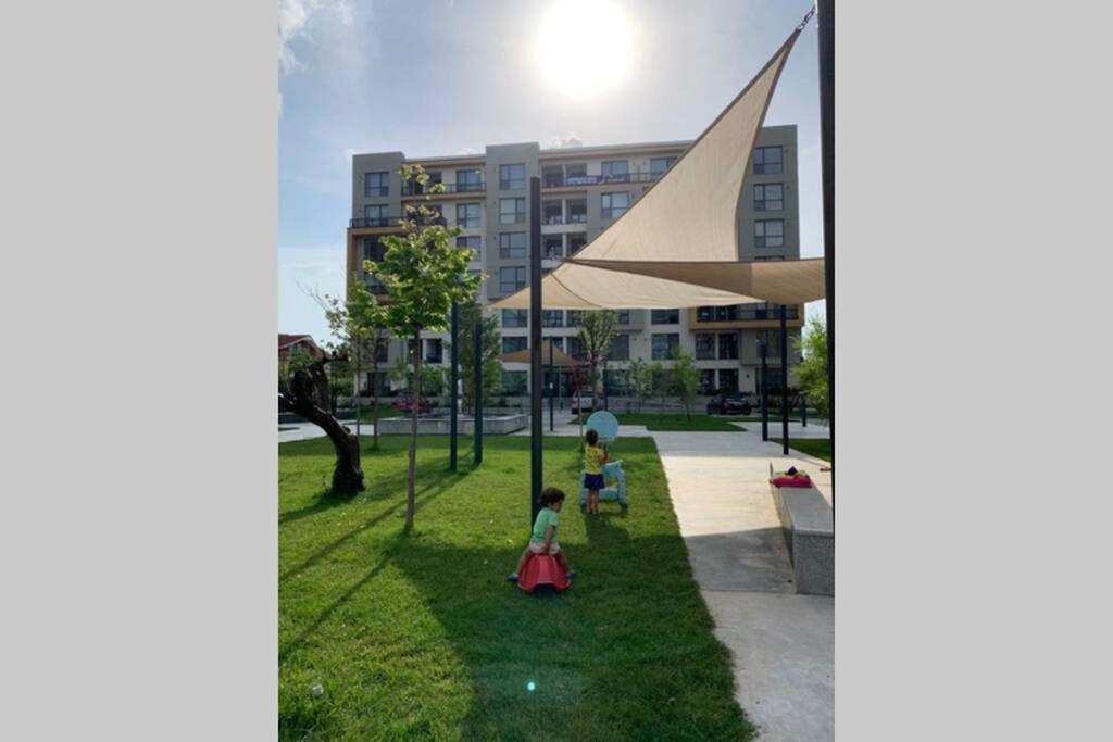 Andreve Apartment By Onix Blue Mamaia Nord, Baby Friendly, Private Parking Нэводари Экстерьер фото