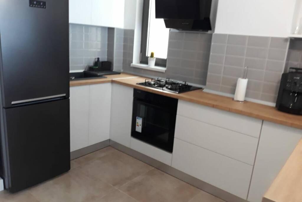 Andreve Apartment By Onix Blue Mamaia Nord, Baby Friendly, Private Parking Нэводари Экстерьер фото