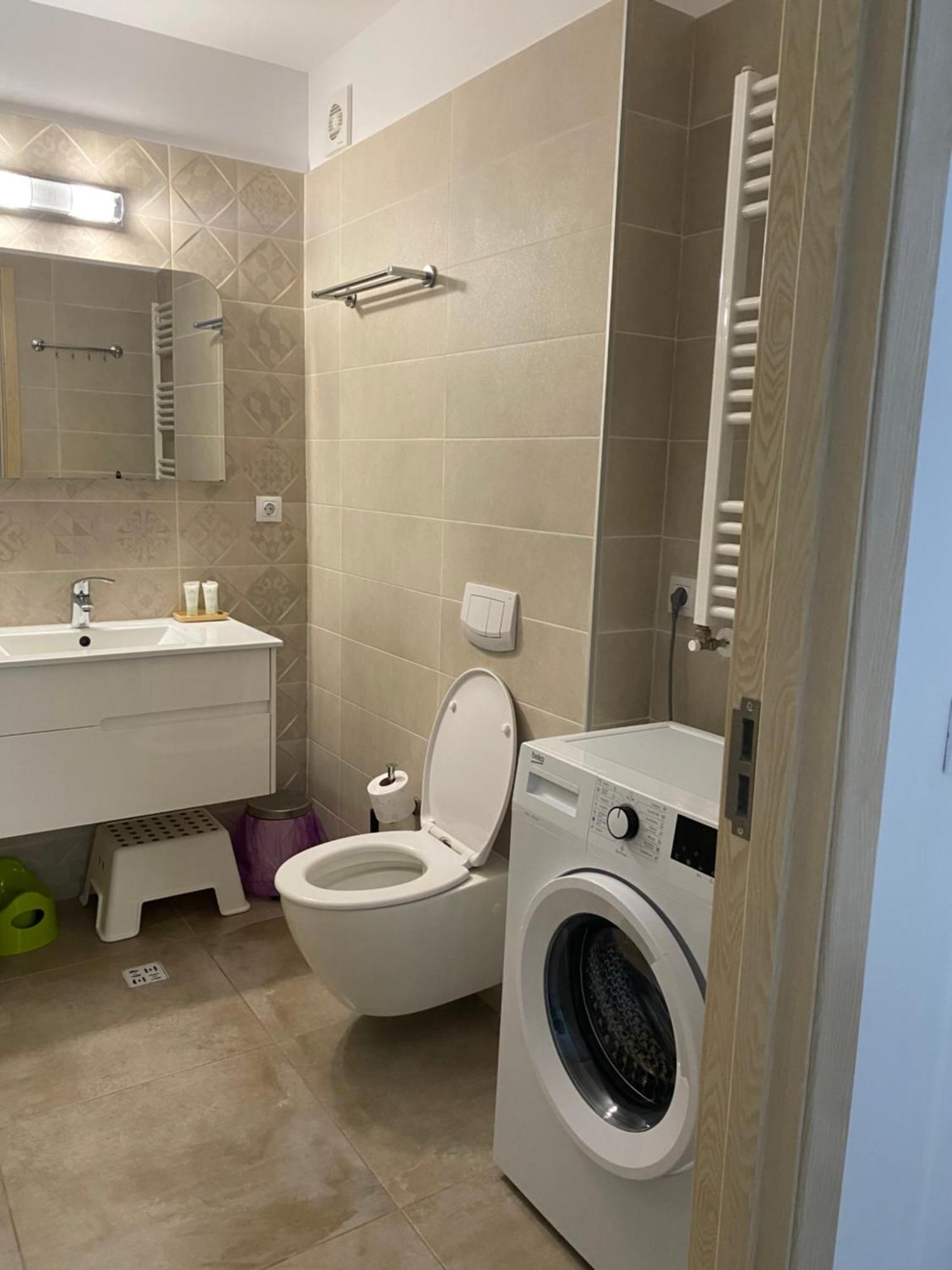 Andreve Apartment By Onix Blue Mamaia Nord, Baby Friendly, Private Parking Нэводари Экстерьер фото